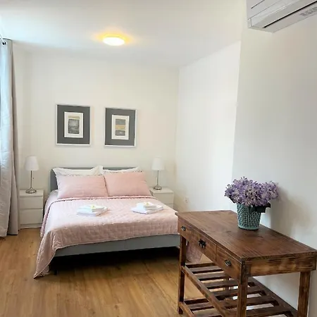Center 3bedrooms Apartment *